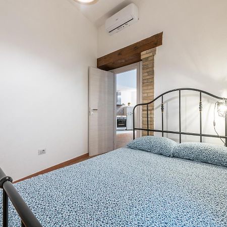 Santa Margherita House Каляри Екстериор снимка
